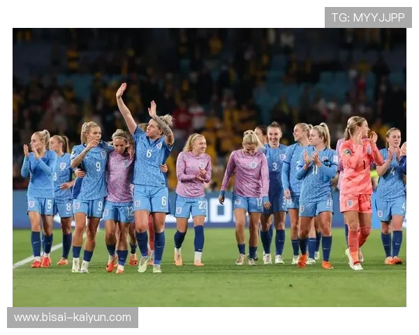 国家队逆转晋级世界杯决赛球迷沸腾创造历史新篇章引爆全球热议